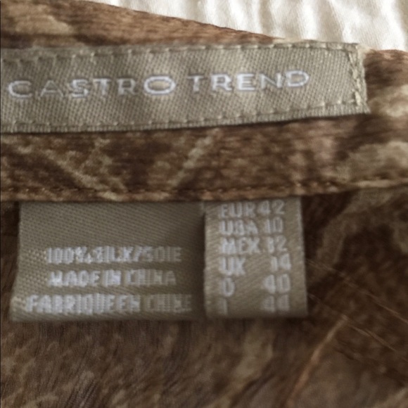 Castro Trend silk animal print short sleeve blouse - Picture 3 of 8